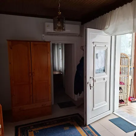 Garden House - 80 M2- Rustic Dom wakacyjny Kokkinokhoma