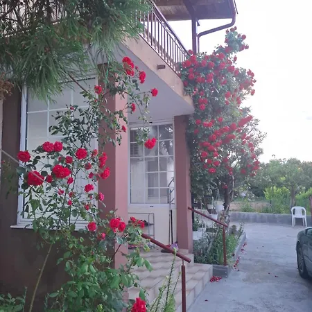 Dom wakacyjny Garden House - 80 M2- Rustic